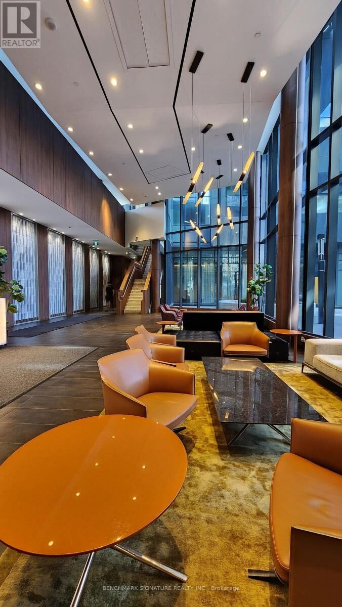 Property Photo:  80 Queens Wharf Road 1801  ON M5V 0J3 