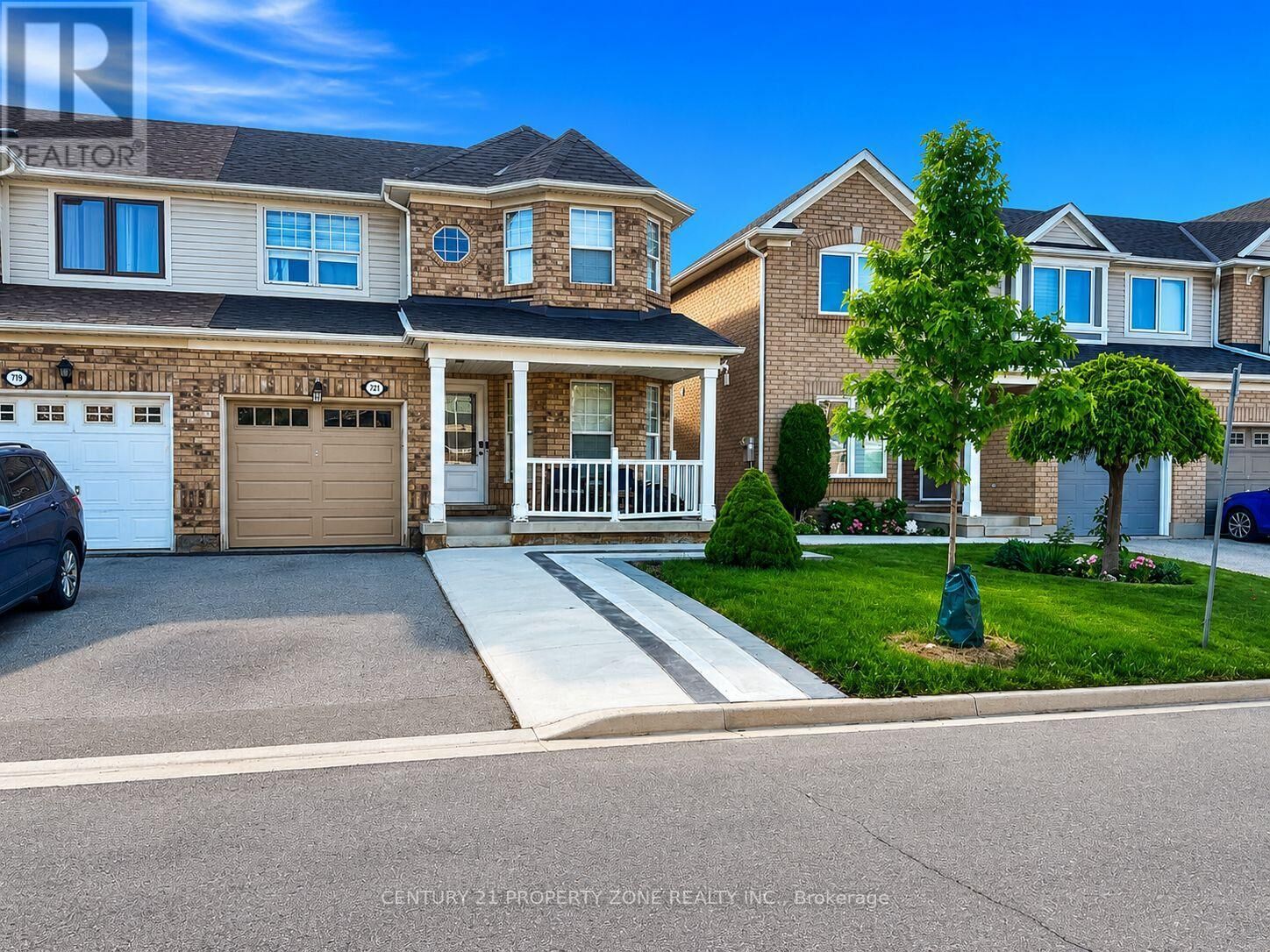 Property Photo:  721 Hutchinson Avenue Upper  ON L9T 6A6 