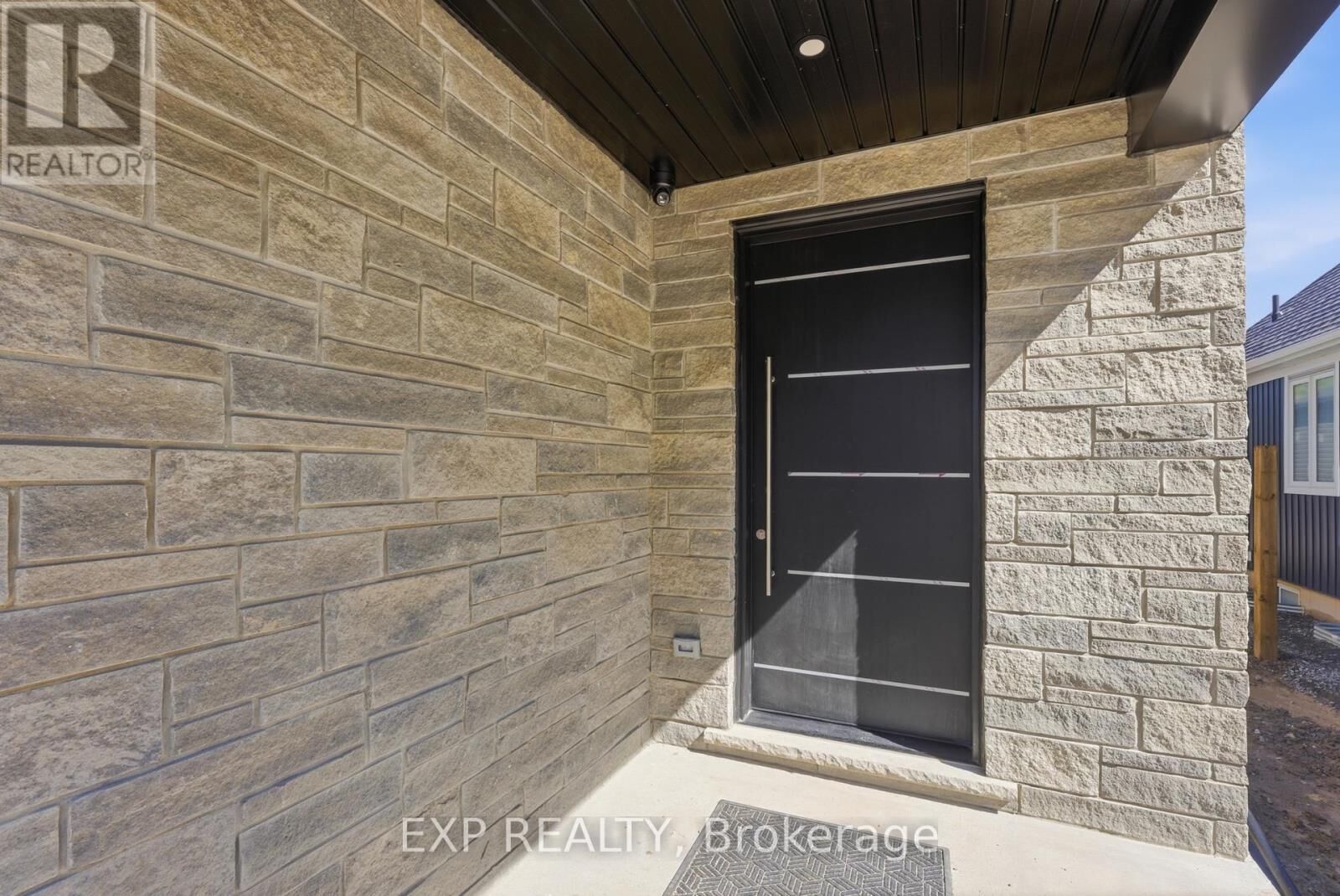 Property Photo:  3603 Gunning Drive Upper  ON L2G 6L3 