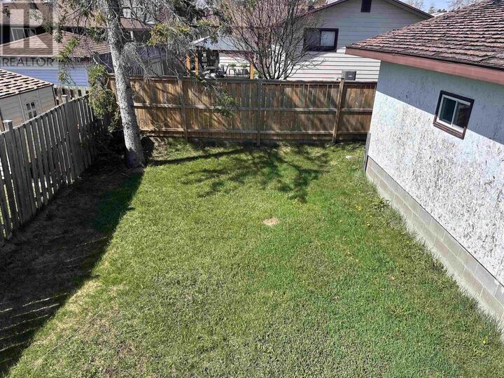 Property Photo:  423 Brittany Drive  ON P7B 5P3 