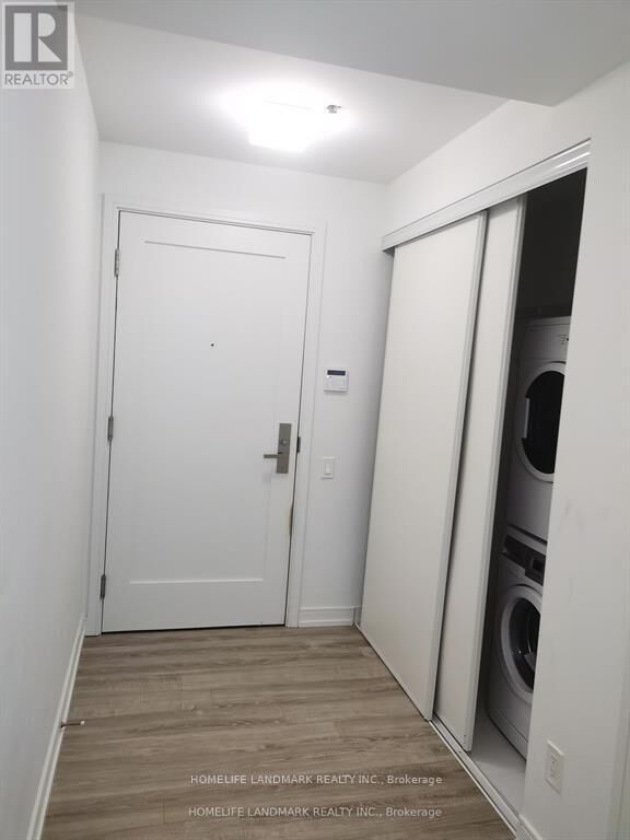 Property Photo:  28 Wellesley Street East 406  ON M4Y 0C4 