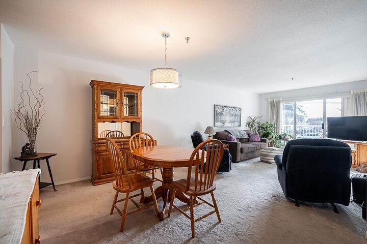 Property Photo:  33535 King Road 219  BC V2S 6Z5 