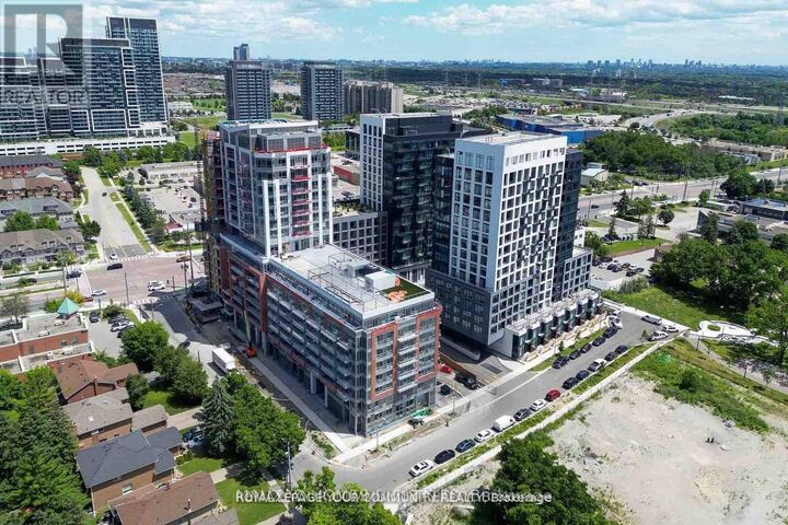 Property Photo: 8868 Yonge Street 225 ON L4C 1Z8