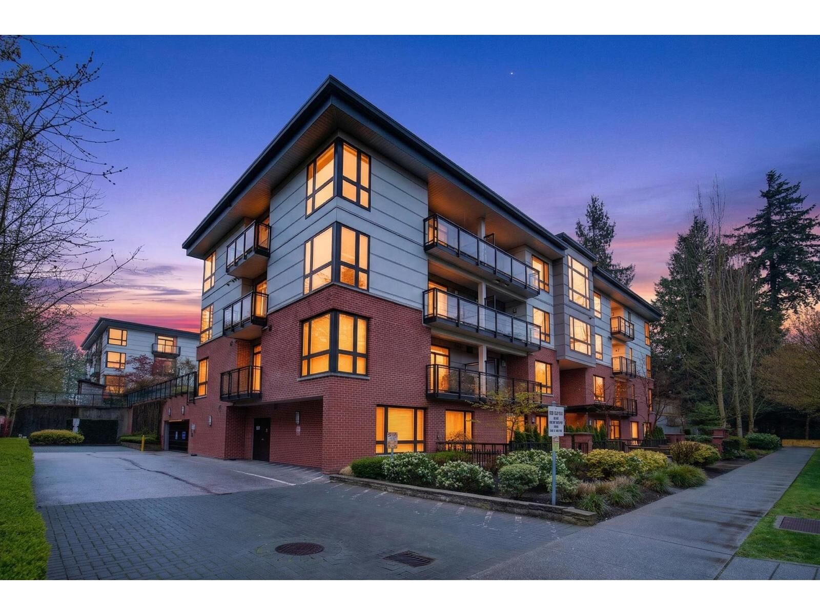 Property Photo:  14358 60 Avenue 312  BC V3X 0G3 