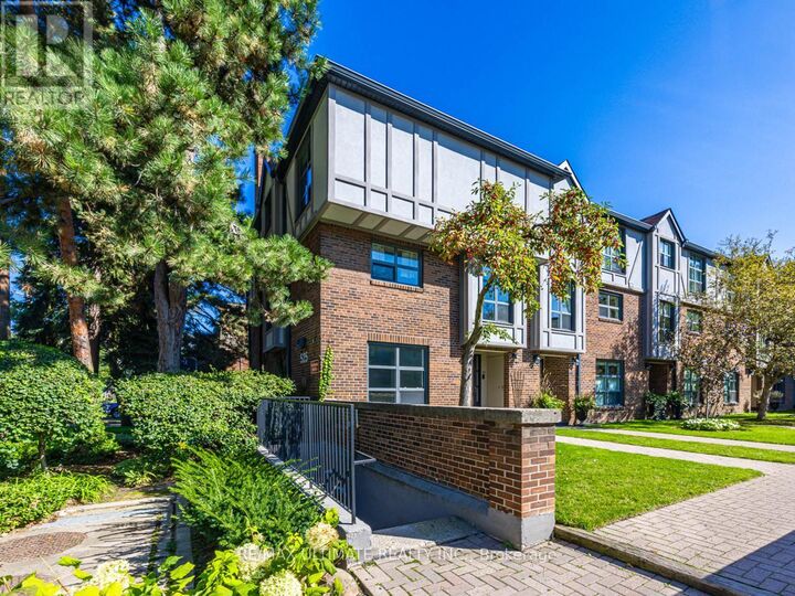 Property Photo:  525 Balliol Street 17  ON M4S 1E1 