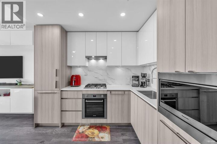 Property Photo:  5311 Goring Street 806  BC V5B 0B5 