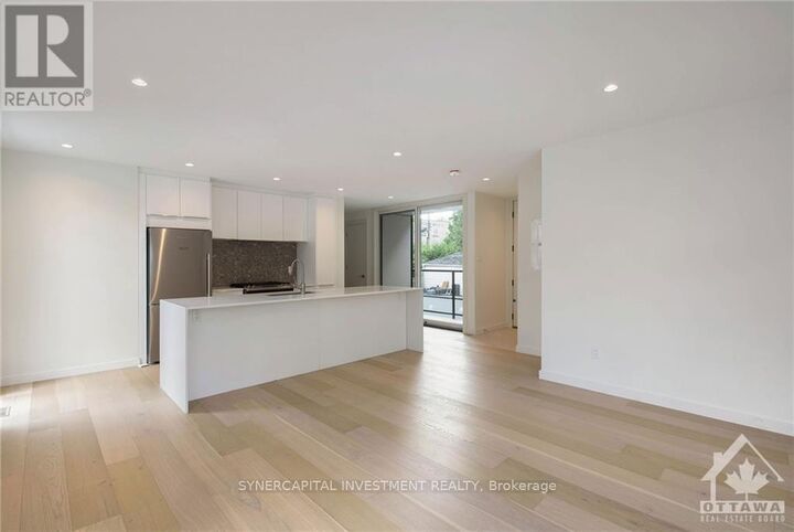 Property Photo:  16B Chapleau Avenue  ON K1M 1Z6 