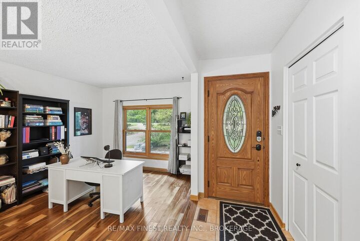 Property Photo:  1465 Middle Road  ON K7L 5H6 