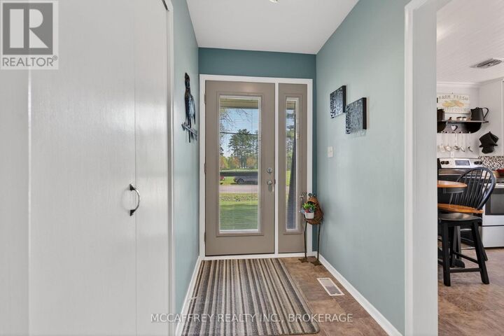 Property Photo:  46 College Street  ON K0K 3J0 