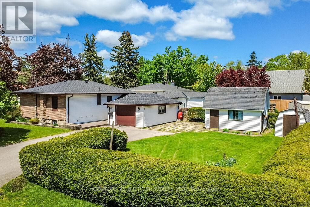 Property Photo:  53 Fittons Road West  ON L3V 3V1 