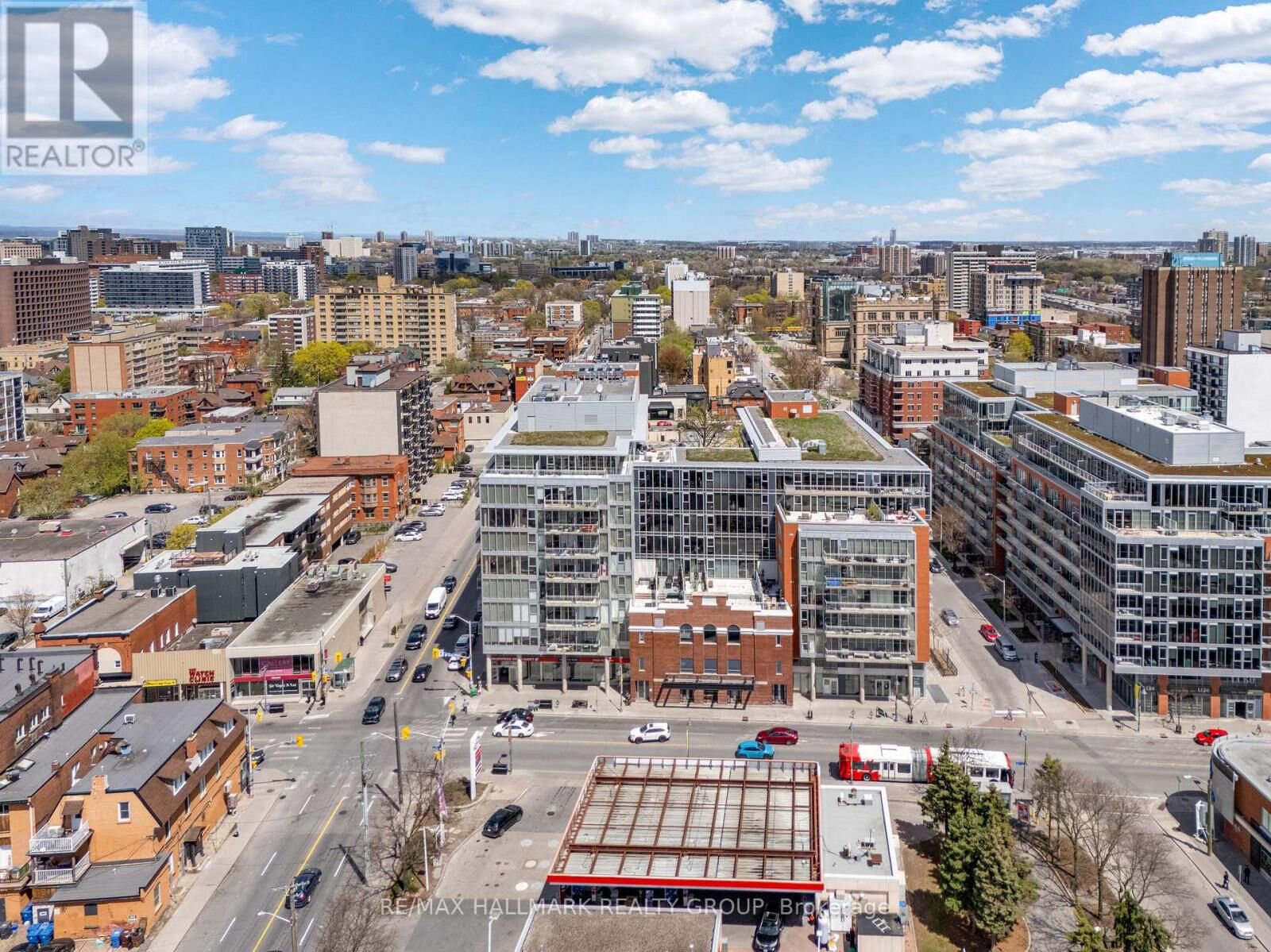 Property Photo: 349 McLeod Street 632 ON K2P 0S1