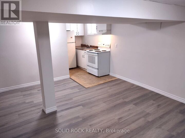 Property Photo: 1254 East Dorchester Avenue East Unit #1A ON K1Z 8E6