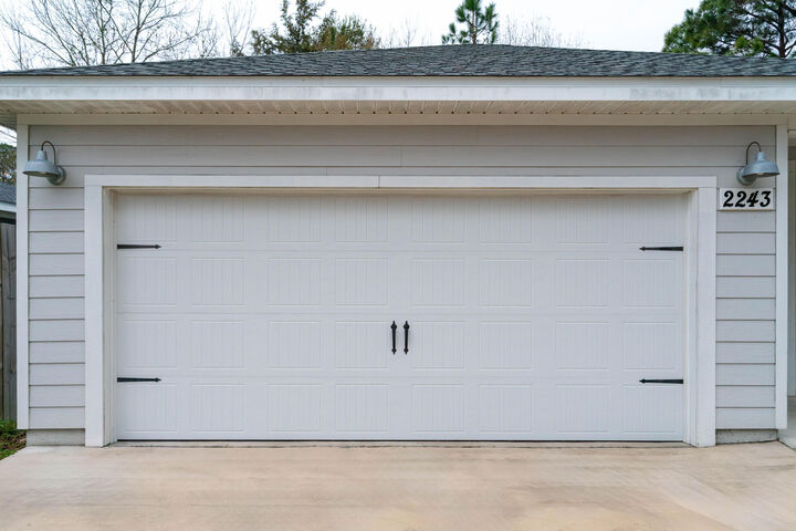 Property Photo: 2243 N Wind Trace Road FL 32566