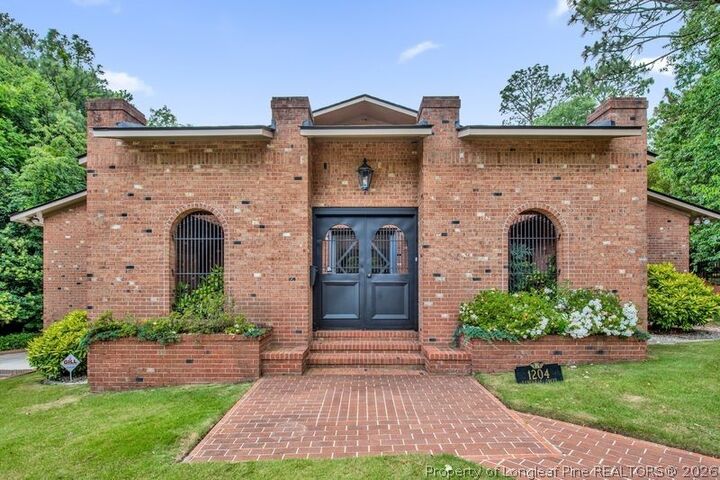 Property Photo:  1204 Longleaf Drive  NC 28305 