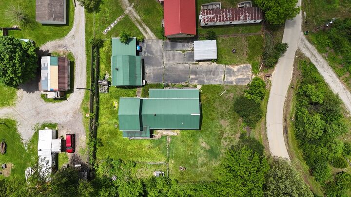 Property Photo: 36 Bellamy Rd OH 45663