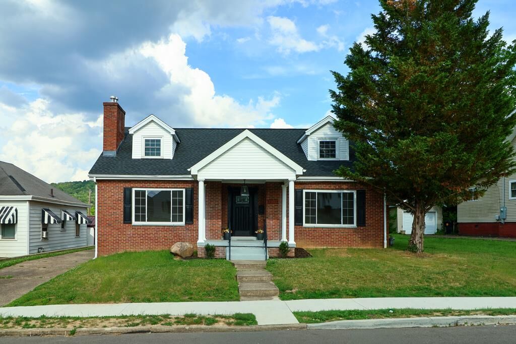 Property Photo: 2844 Sherman Road OH 45662