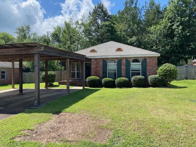 Property Photo:  40 Lasalle St.  MS 39402 