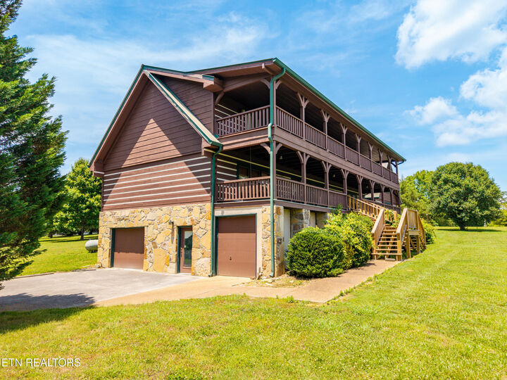 Property Photo:  1340 Highway 360  TN 37885 