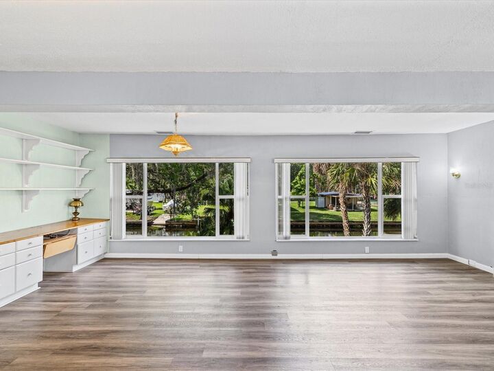Property Photo:  6150 Island Drive  FL 34607 