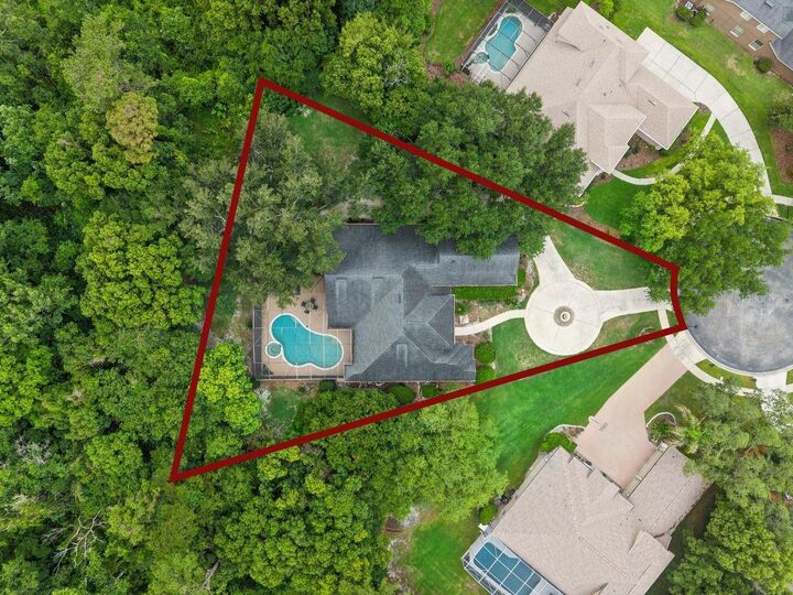 Property Photo:  409 Almeria Court  FL 32708 