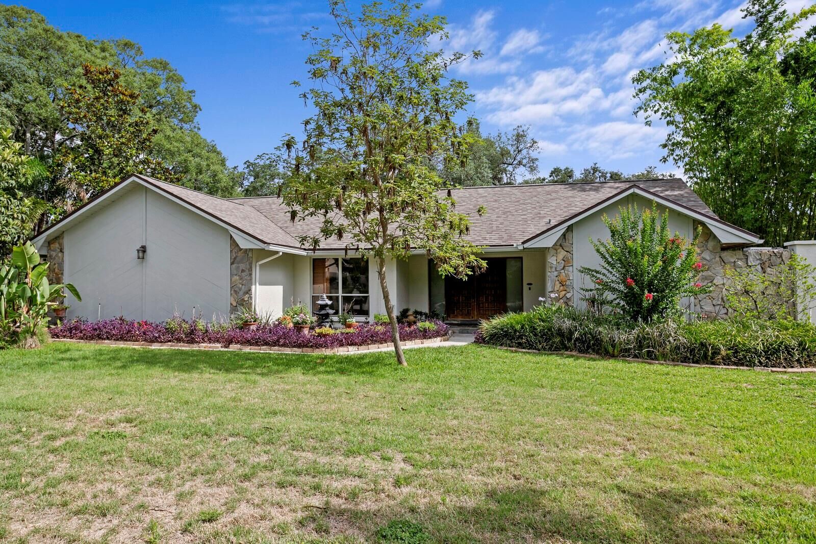 Property Photo:  6314 E 112th Avenue  FL 33617 