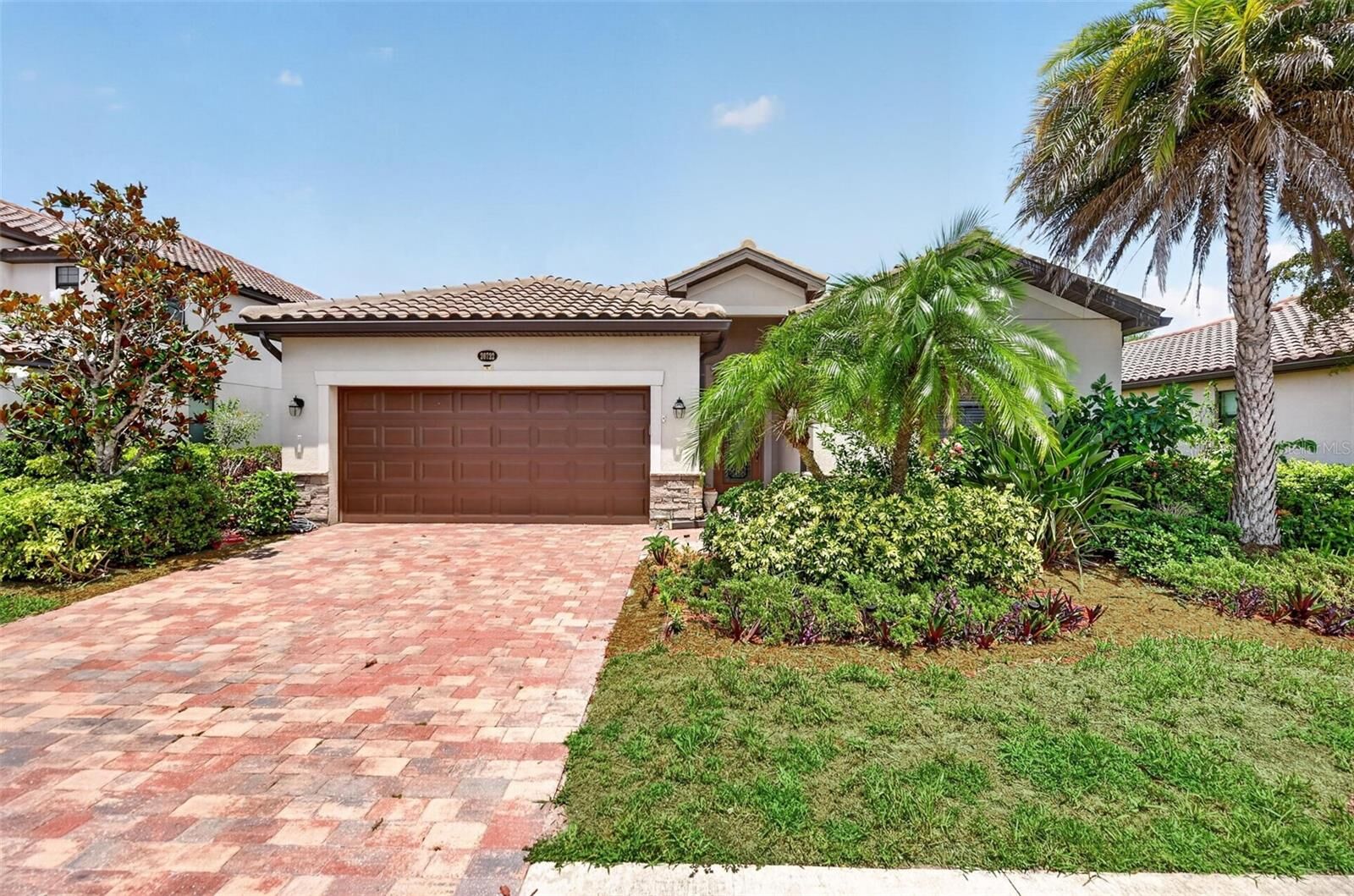 Property Photo:  20722 Romagna Place  FL 34293 