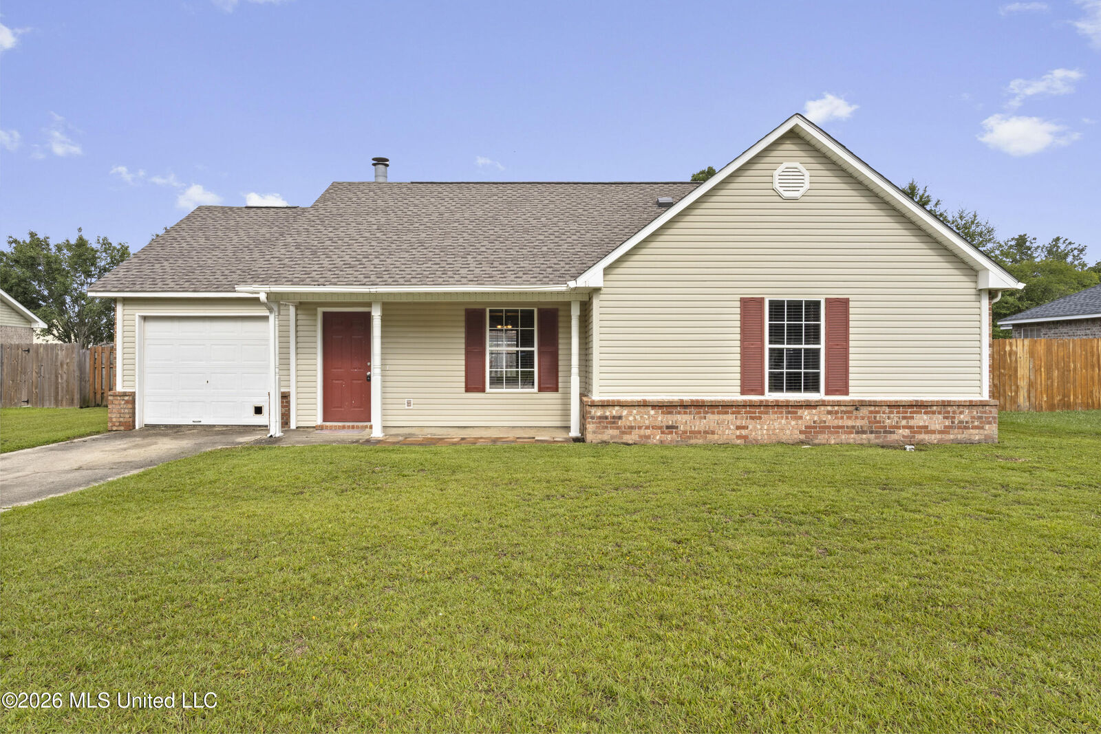 Property Photo:  405 Woodward Drive  MS 39564 