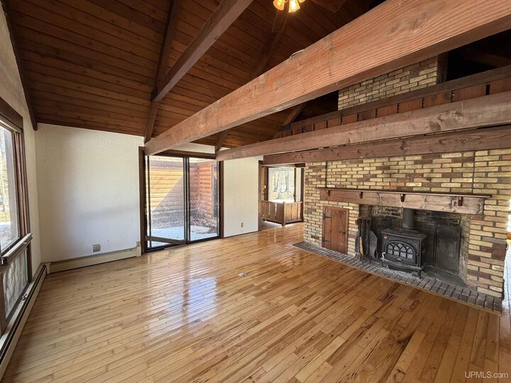 Property Photo:  N17537 County Road 400 Road  MI 49874 