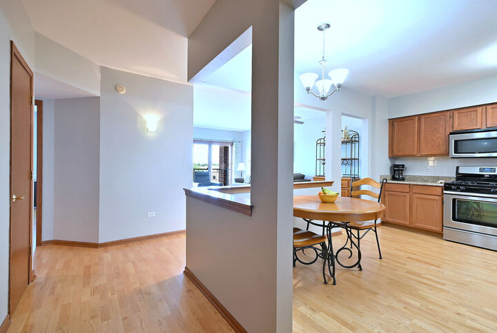 Property Photo:  4210 N Natchez Avenue 508  IL 60634 