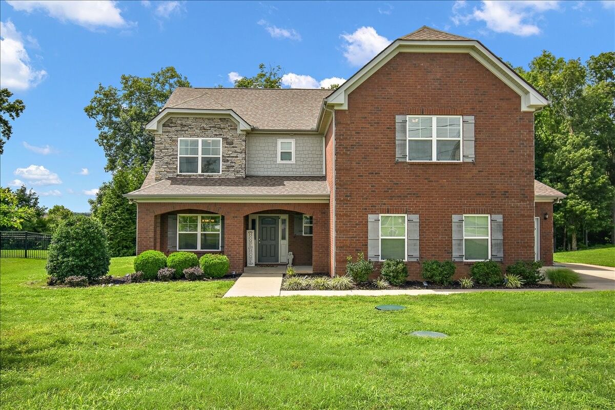 Property Photo: 1509 Lila Dr TN 37128