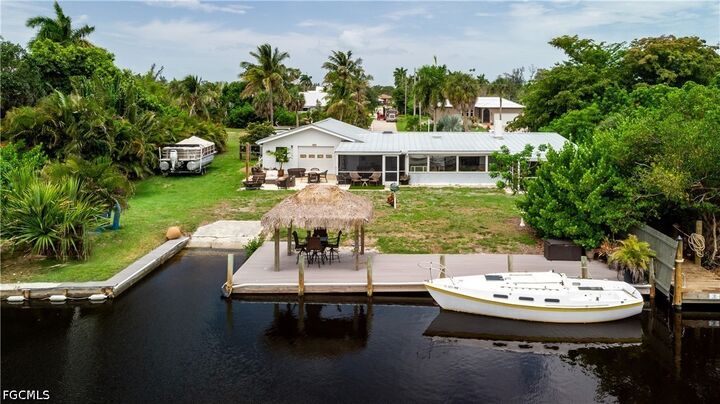 Property Photo:  5387 Marina Drive  FL 33922 