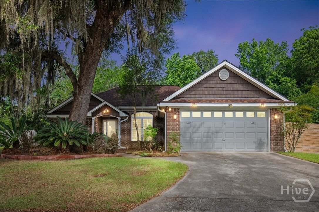 Property Photo:  84 Ashley Court  GA 31324 