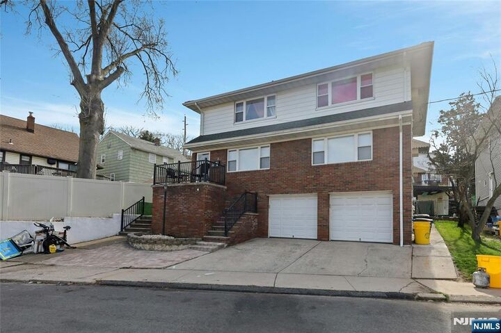Property Photo:  2 Carlen Court 1  NJ 07022 