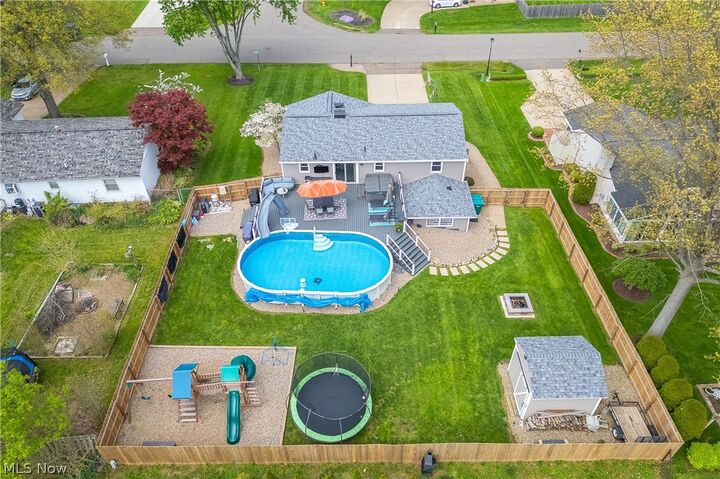 Property Photo:  8318 Kellydale Street NW  OH 44646 