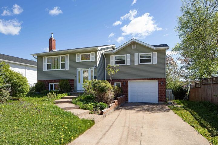 10 Old Birch Road — photo 1