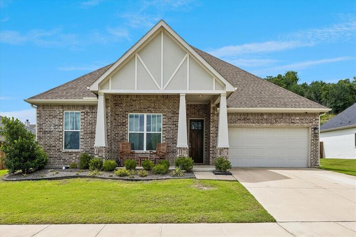 Property Photo:  215 E Furlong  TX 76087 