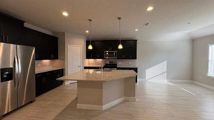 Property Photo:  219 Sandstone Circle  TX 76048 