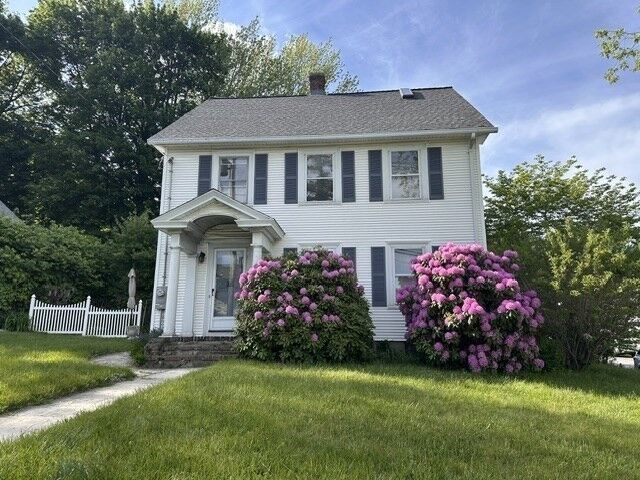 Property Photo:  78 Whipple St  MA 01607 