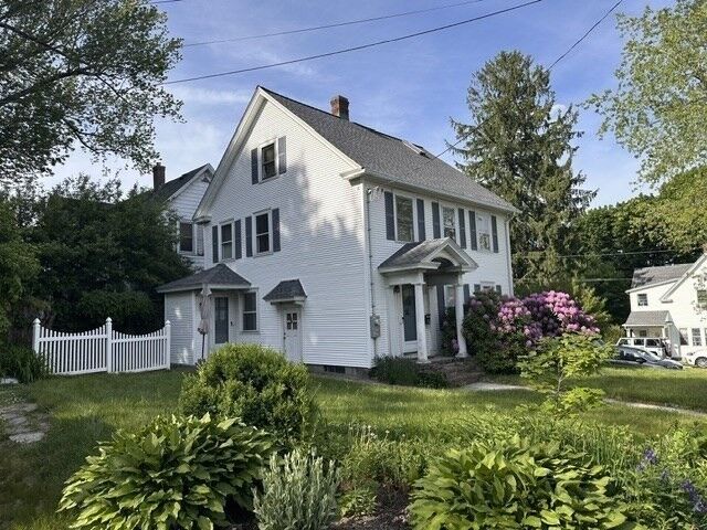 Property Photo:  78 Whipple St  MA 01607 