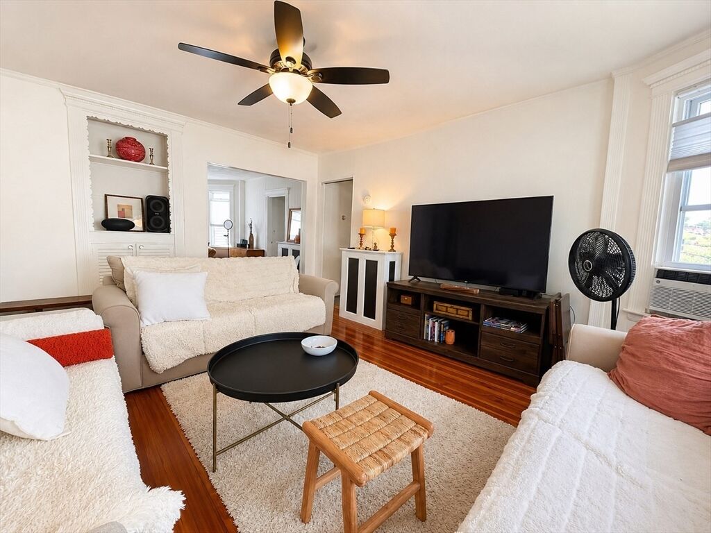 Property Photo:  88 Revere Beach Parkway 2  MA 02150 