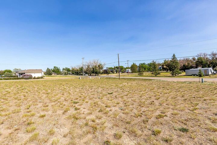 Property Photo: 3 Yuma Valley AB T1B 0J9
