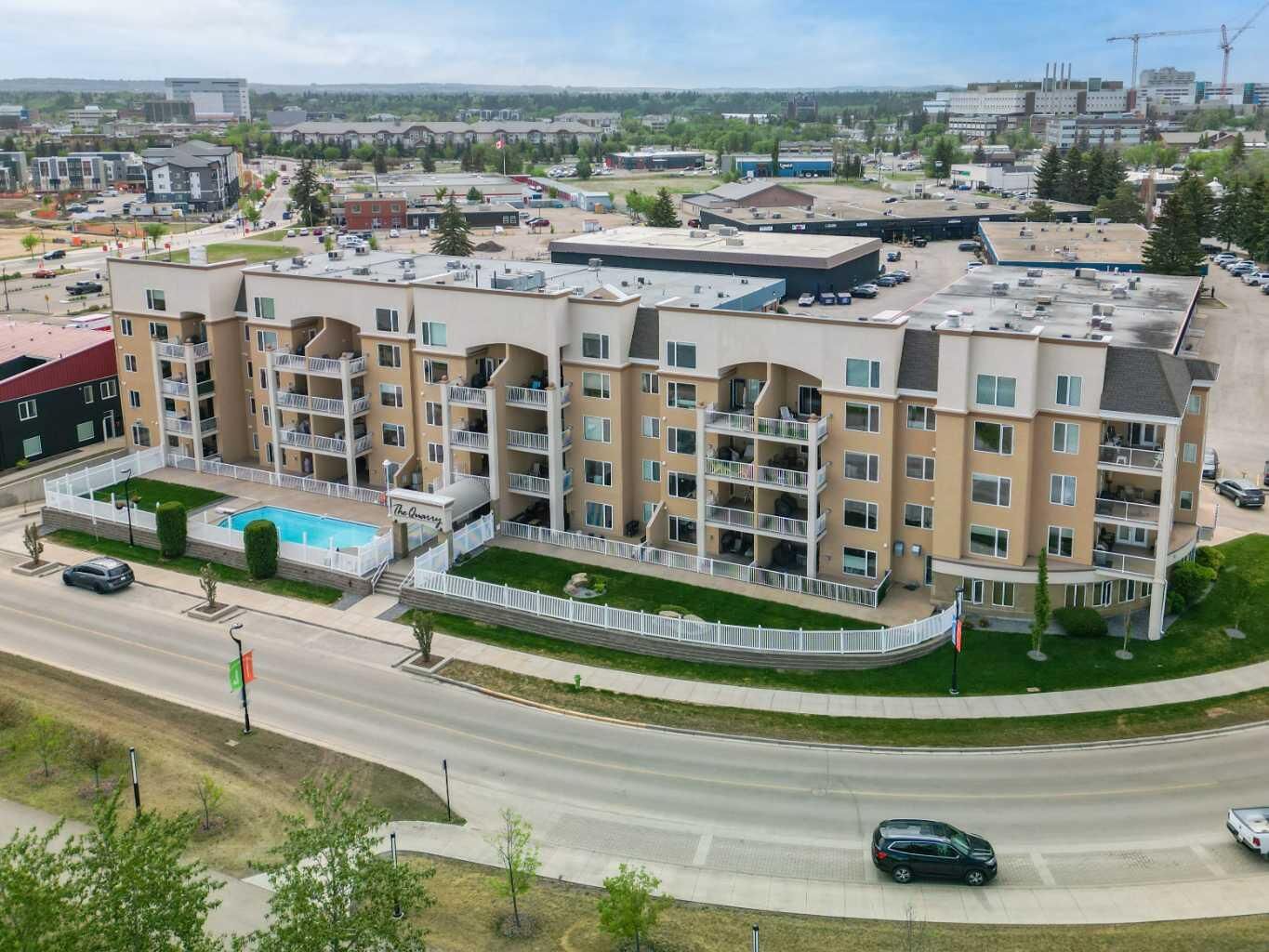 Property Photo:  5590 45 Street 406  AB T4N 7C4 