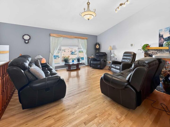 Property Photo: 9922 110 Street AB T0H 2H0