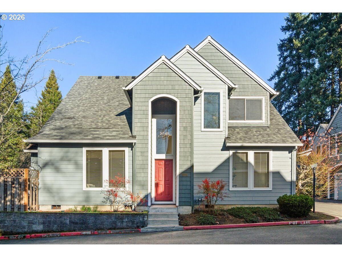 Property Photo: 7415 SW Neptune Ter OR 97007