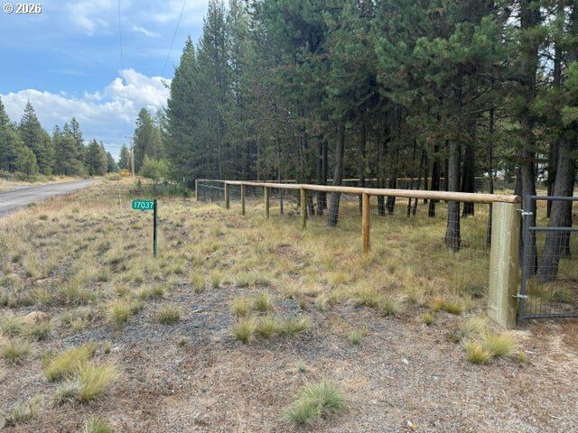 Property Photo:  17037 Downey Rd  OR 97707 