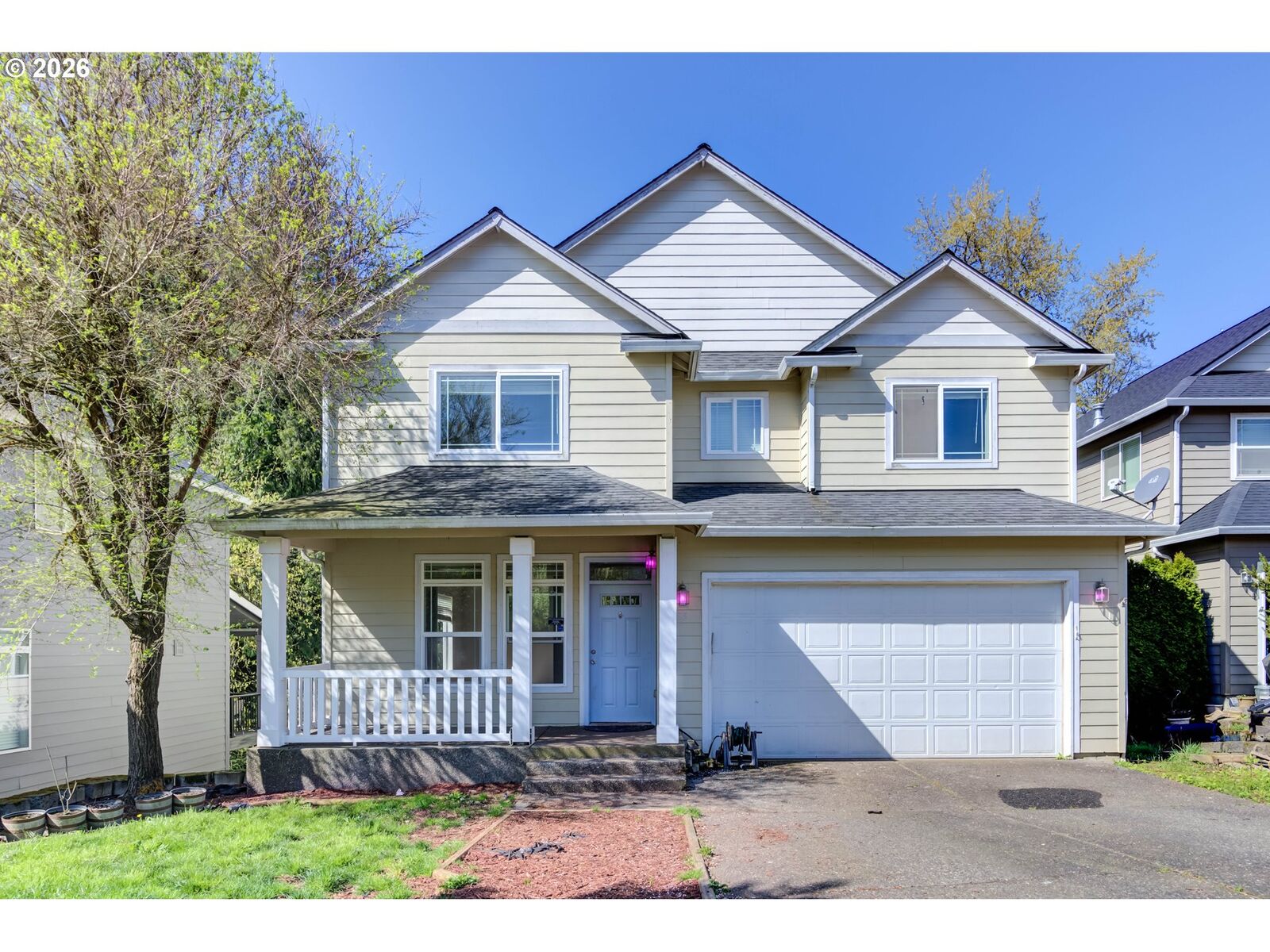 Property Photo: 315 S 34th Pl WA 98642
