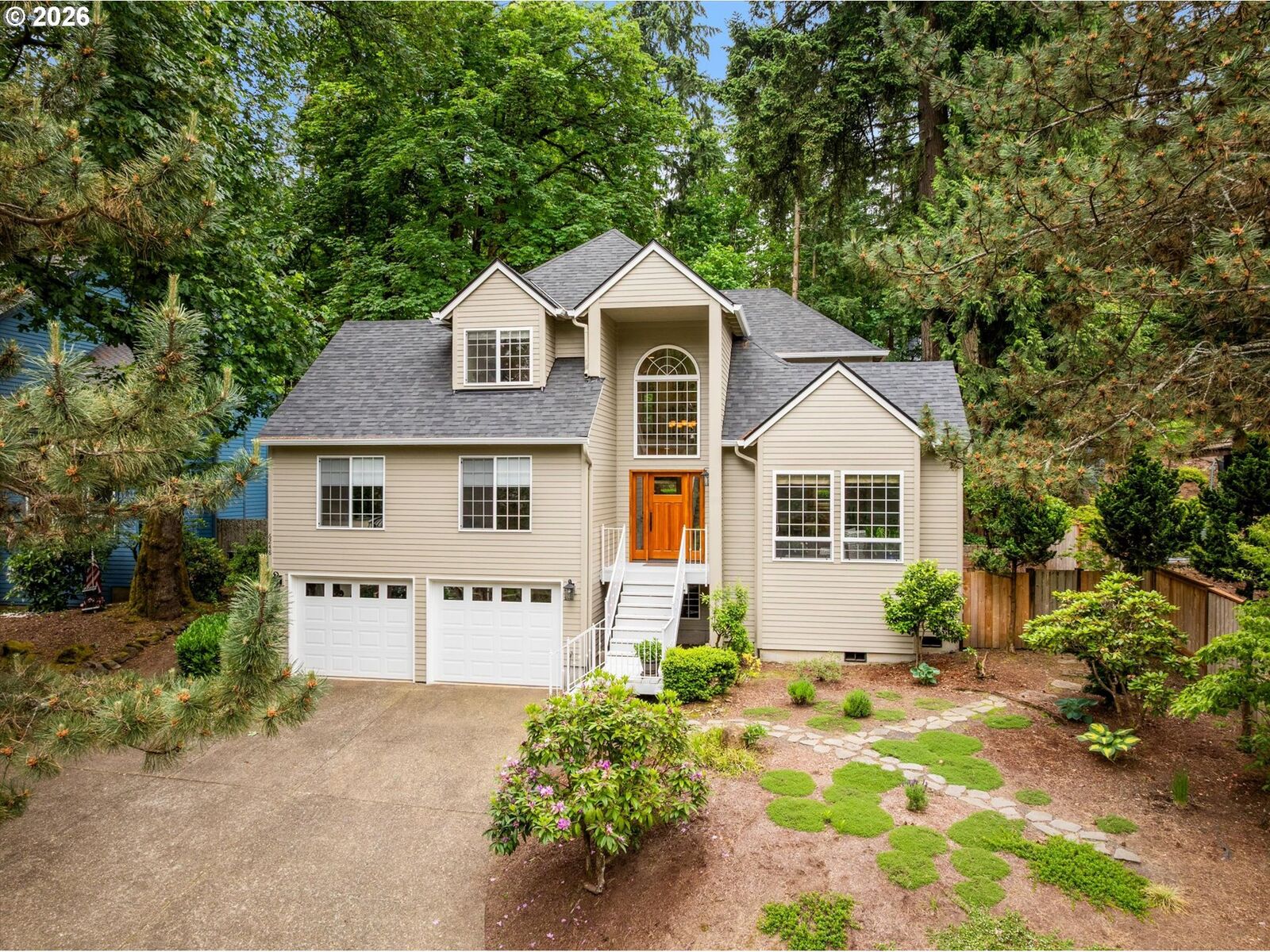 Property Photo: 6248 Bridgeview Dr OR 97068