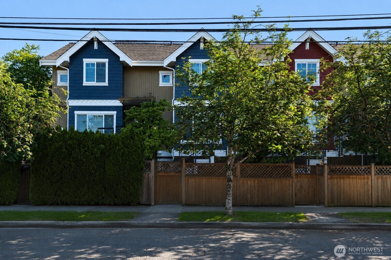 Property Photo:  7316  Woodlawn Avenue NE  WA 98115 