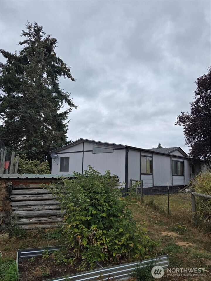 Property Photo: 205 Nikula Road WA 98596