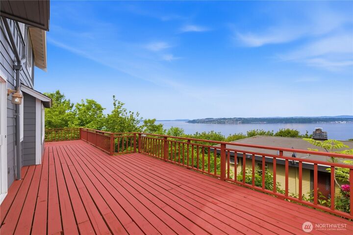 Property Photo:  3716 N 39th Street  WA 98407 